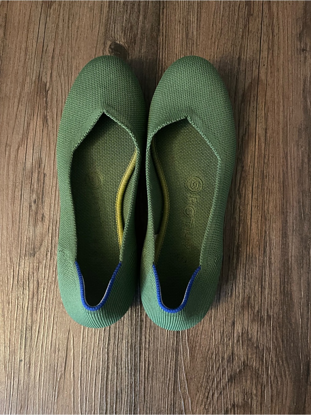 Rothy’s flats size 6 green